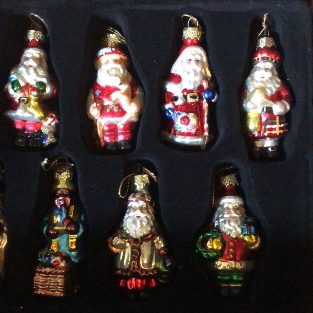Thomas Pacconi Santa's from Around The World Ornaments with Crate - Picture 14 of 16